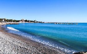 Superbe Appartement Au Bord De Plage Cros De Cagnes