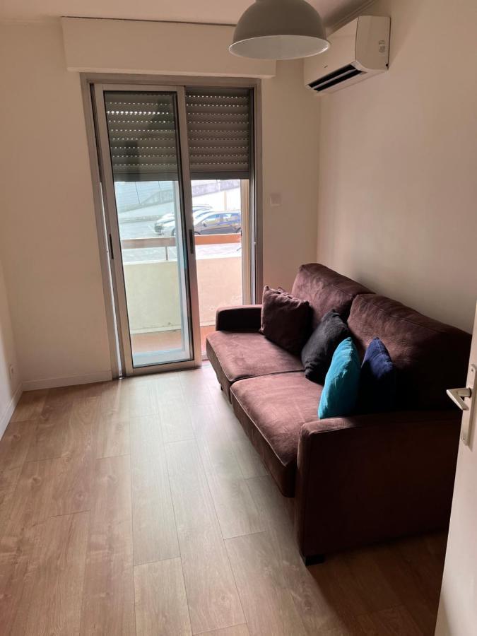 Superbe Appartement Au Bord De Plage Cros De Cagnes Extérieur photo