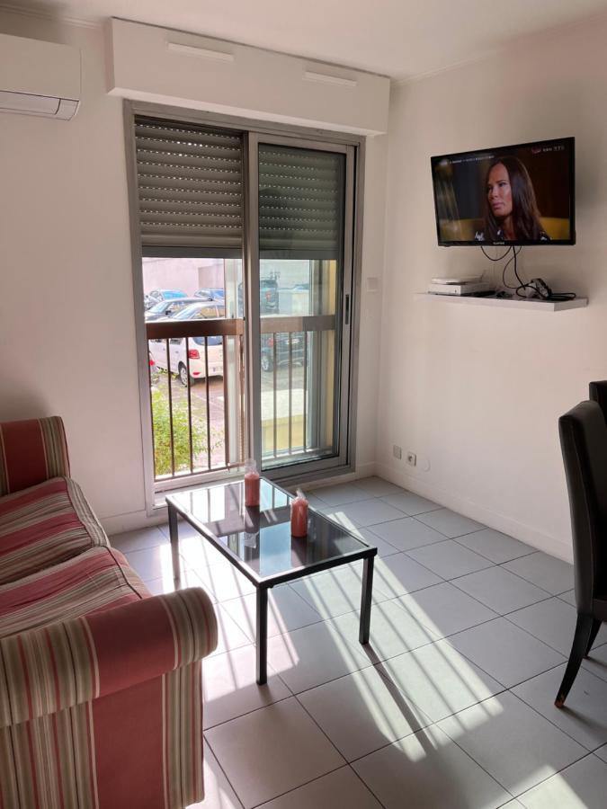 Superbe Appartement Au Bord De Plage Cros De Cagnes Extérieur photo